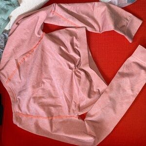 GYMSHARK Long Sleeve Crop Workout Top